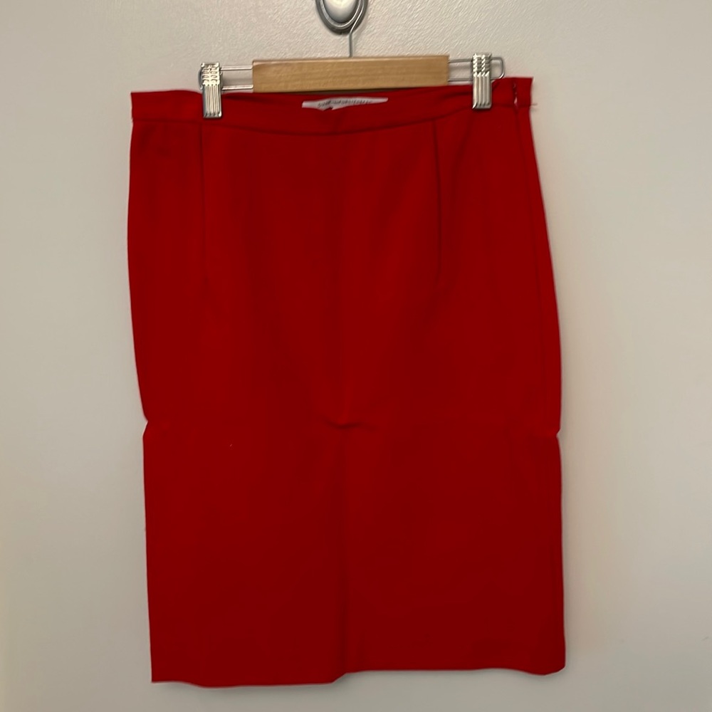 Red Diane Von Furstenberg pencil skirt, size 8